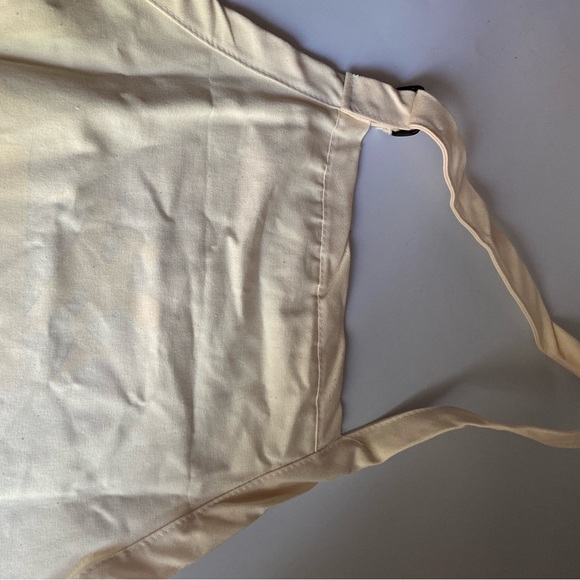 FAO Schwarz Child Size Apron - Picture 8 of 12